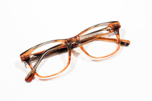 Cate-Porpita-Sheer-Orange-Glasses-3